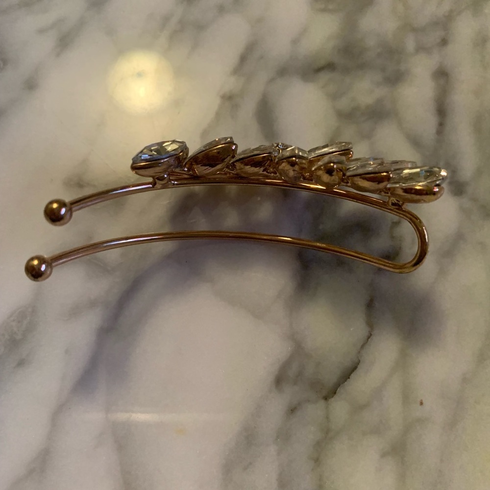 Ear Cuff - Picture 4 of 4